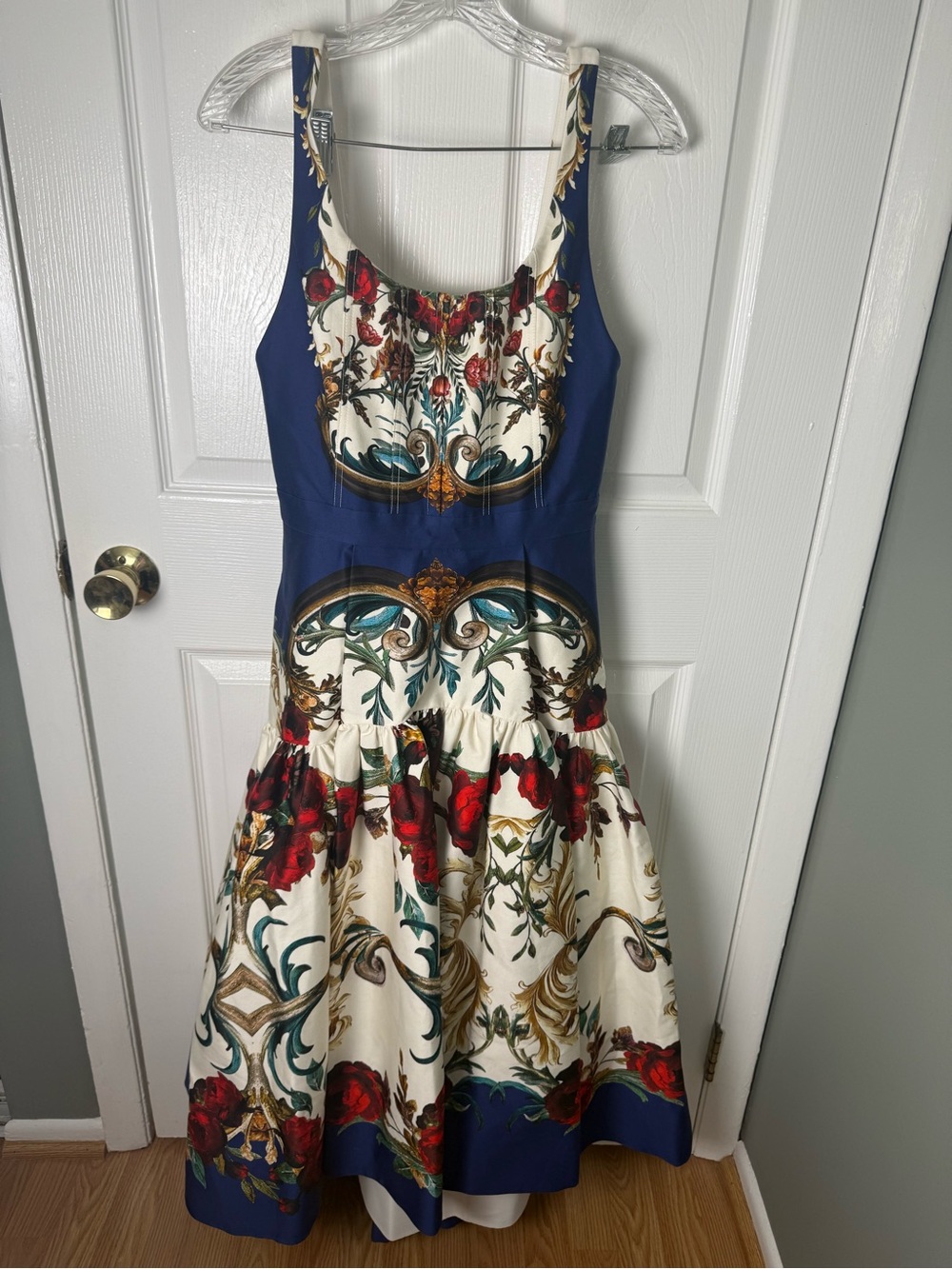 Alice + Olivia Diana Structured Midi Dress in Gilded Rose 8 - Picture 2 of 9